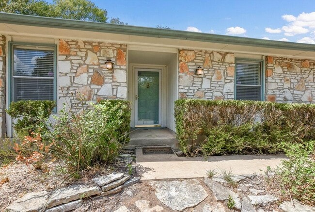 Building Photo - 12300 Scribe Dr