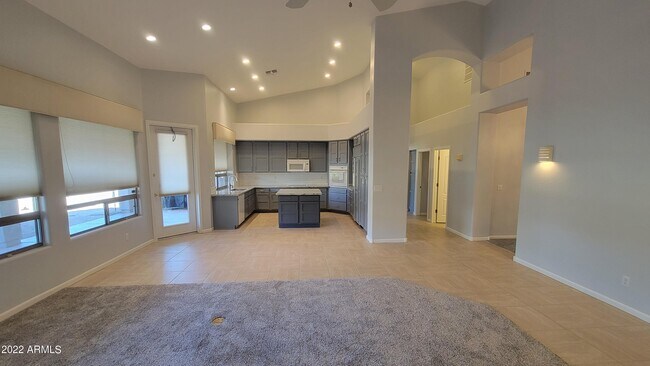 Building Photo - 6508 E Claire Dr