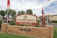 Building Photo - Parkwood Gardens