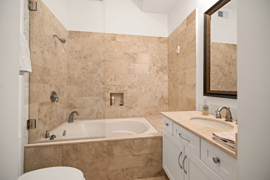 Bathroom 2 - 3400 Magazine St