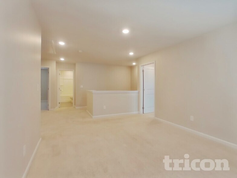 Building Photo - 83 Leyland Ct
