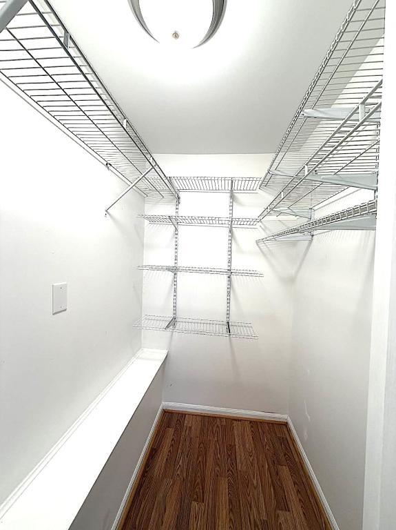 Building Photo - 1645 Arlyn Cir