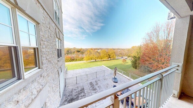 Building Photo - 5745 Newbank Cir