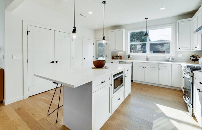 Building Photo - 8421 N Burrage Ave