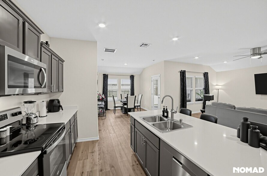 Building Photo - 1201 Twisted Brk Dr
