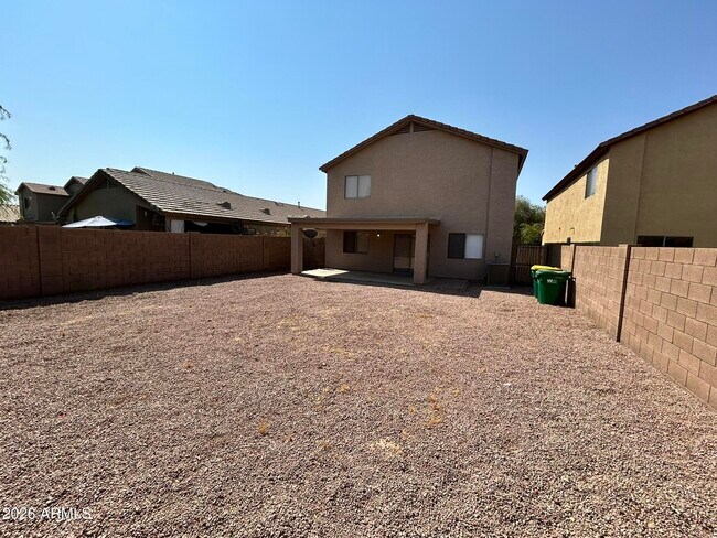 Building Photo - 42406 W Sunland Dr
