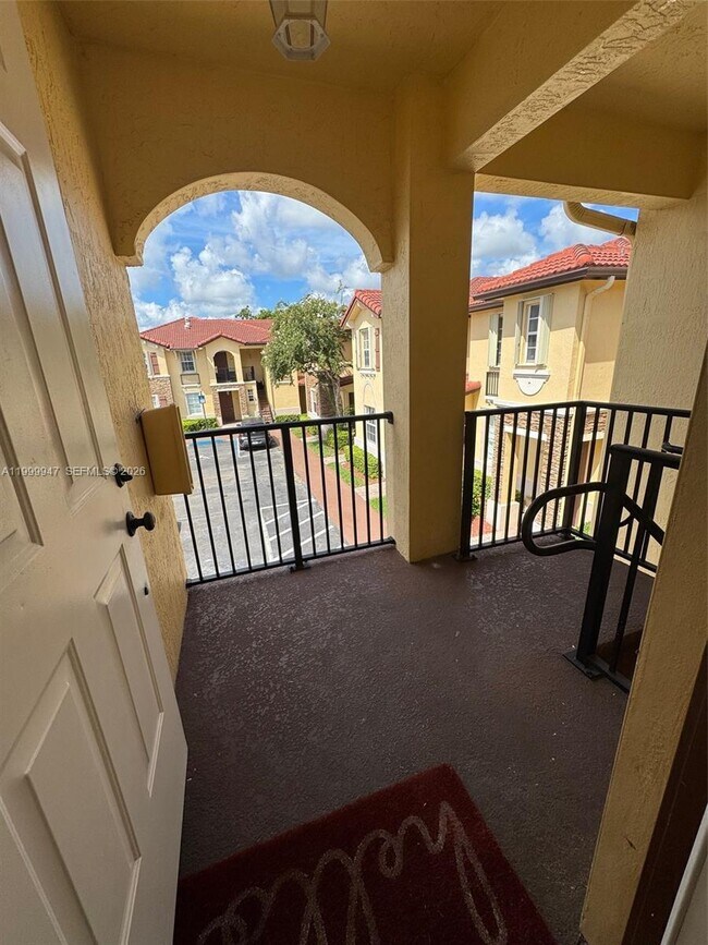 Building Photo - 1690 NE 33rd Ave