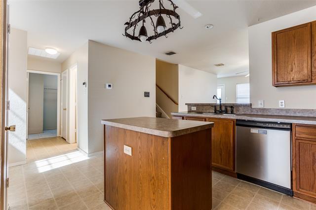 Building Photo - 404 Oxford Dr