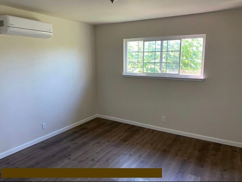 Building Photo - 822 Lincoln Ave