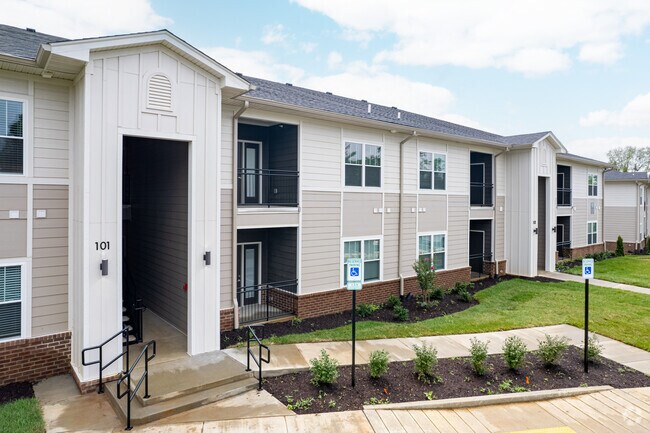 Building Photo - Overlook at Elkhorn Creek
