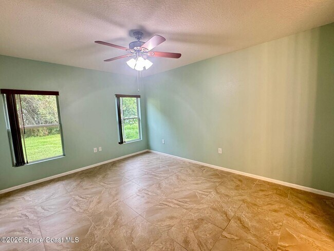 Building Photo - 3750 Aria Dr
