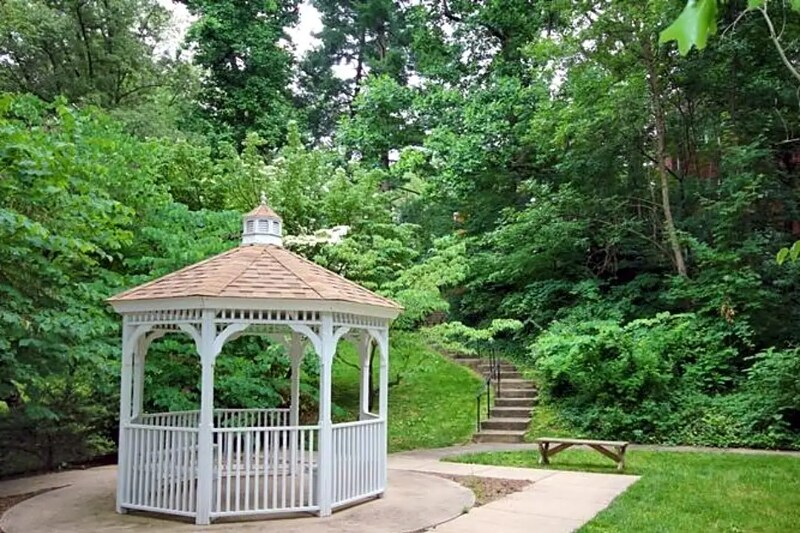 Building Photo - 3408 Gunston Rd