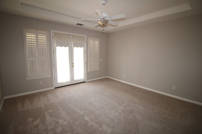 Building Photo - Beautiful Home in Buchanan District + Large Yard