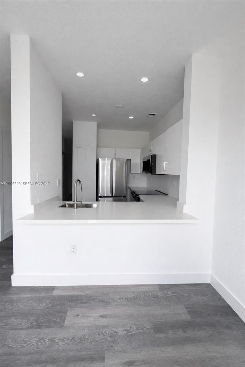 Building Photo - 17820 NW 73rd Ave
