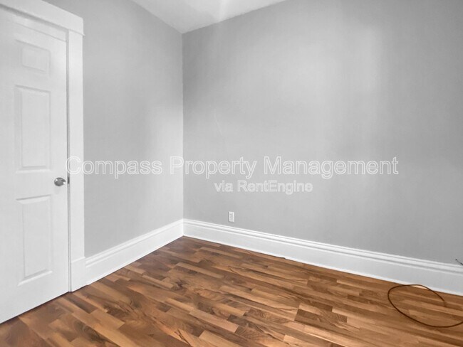 Building Photo - 1143 Sibley St NW