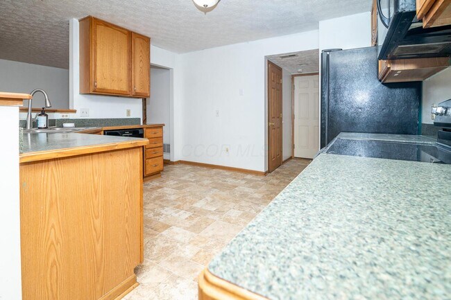 Building Photo - 6193 Nasby Dr