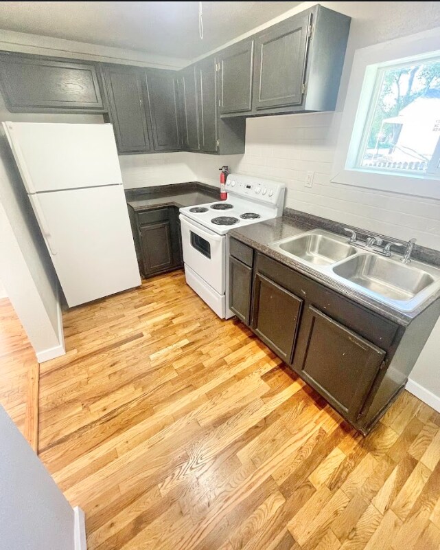 Building Photo - 715 Utica Ave