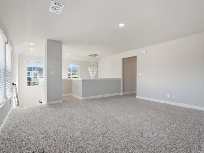 Building Photo - 1128 Red Hawk Ln