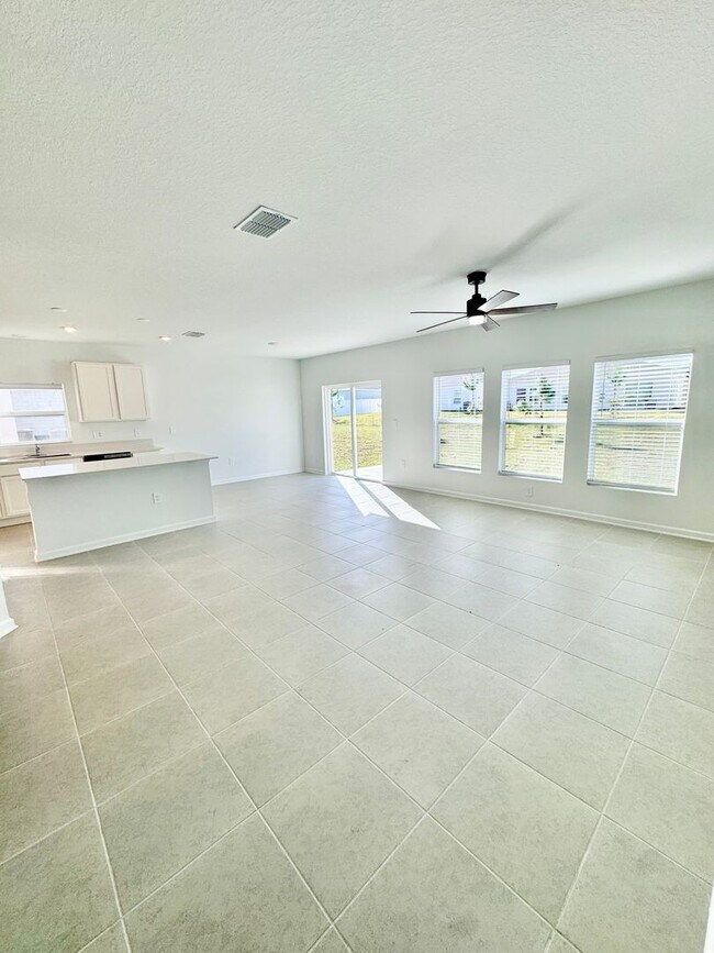 Building Photo - Be the First to Live Here | Stunning New Construction Home in Hidden Ridge