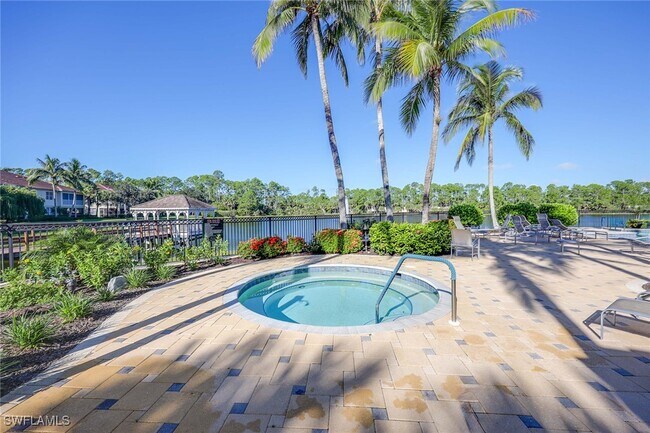 Building Photo - 1786 Tarpon Bay Dr S