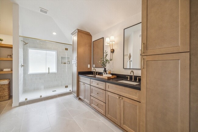 Building Photo - 6806 Flowermound Dr