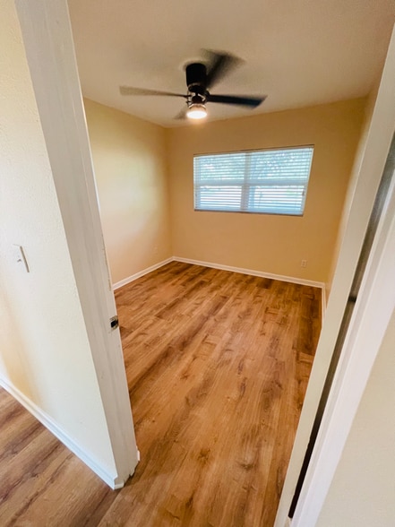 Building Photo - 109 N Galena Ave