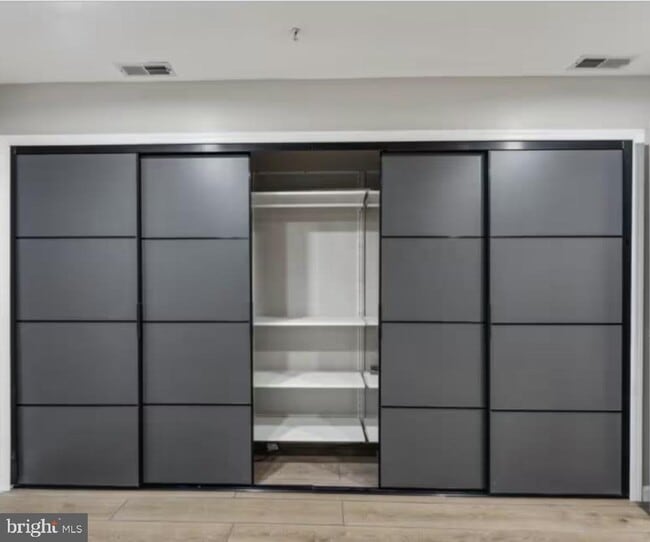 Building Photo - 7006 Friendship Rd