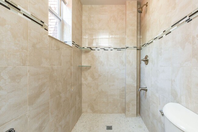 Building Photo - 3803 Haverford Ave