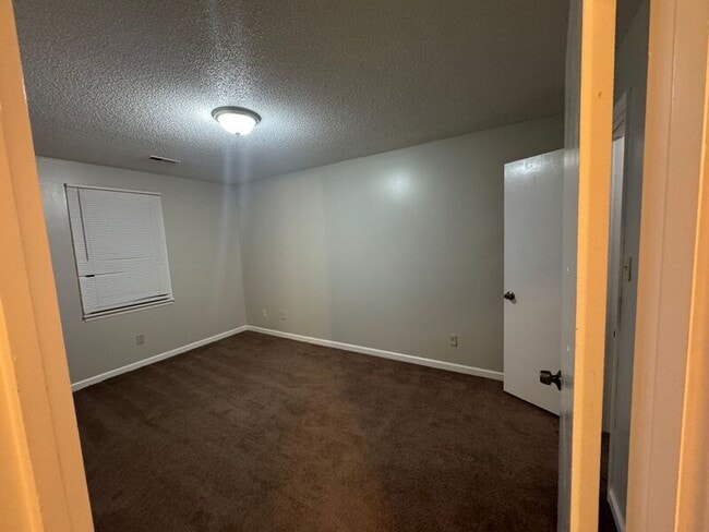 Building Photo - 2913 Wimberly Dr SW
