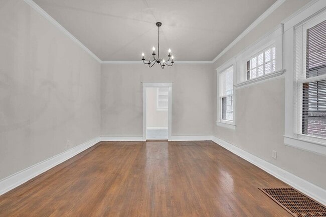 Building Photo - 1230 29th St S