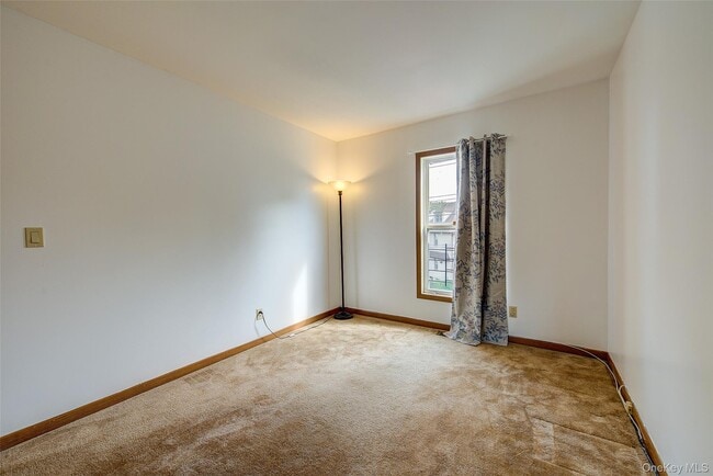 Building Photo - 41 Beechwood Ave