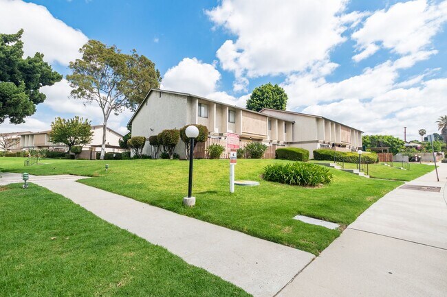 Building Photo - 2300 S Hacienda Blvd