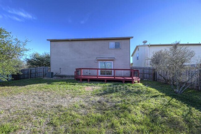 Building Photo - 7927 Horse Hollow