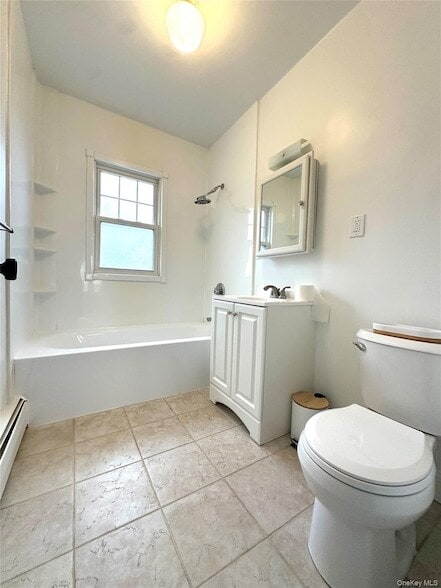 Building Photo - 37 Church St