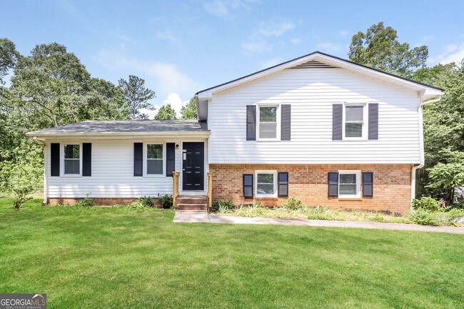 Primary Photo - 185 Hyde Cir