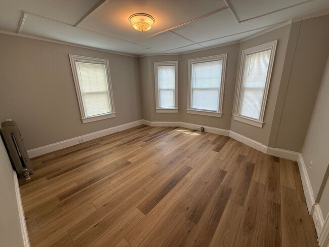 Building Photo - 127 Westford St