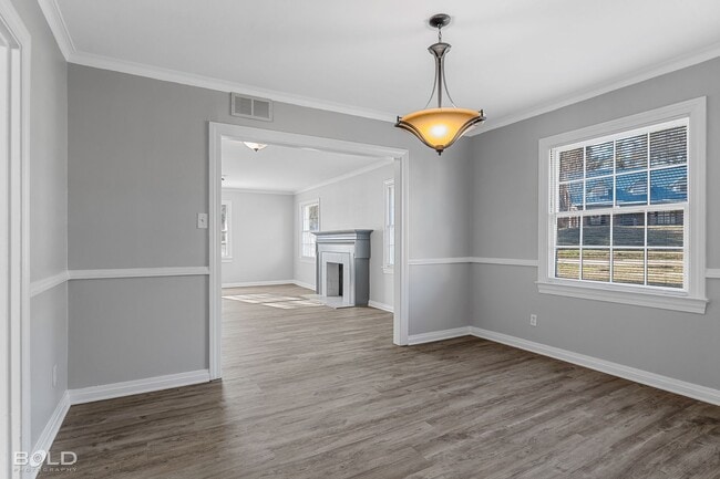 Building Photo - 3521 Madison Park Blvd