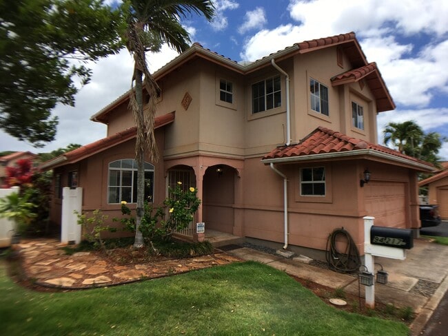 Building Photo - Spacious 3-Bedroom Home in Tropics at Waik...