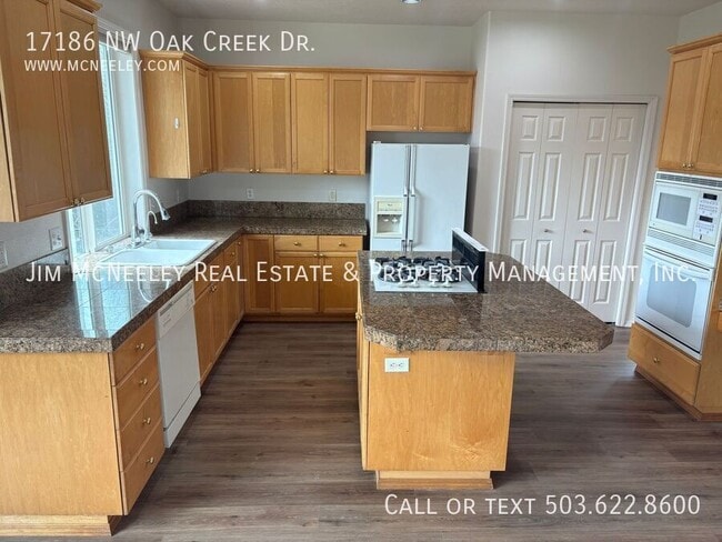 Building Photo - 17186 NW Oak Creek Dr