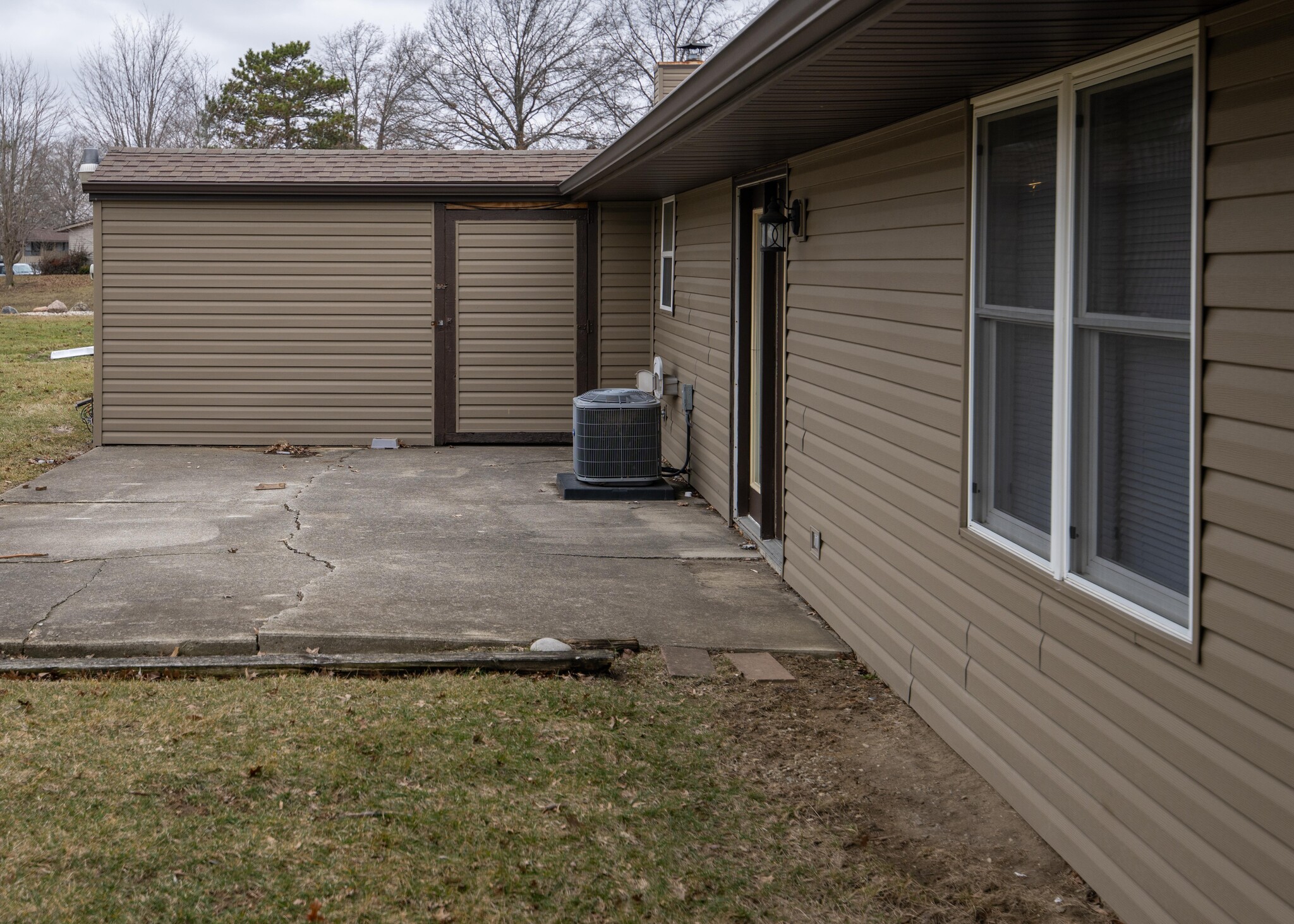 Building Photo - 106 Pierre Pl