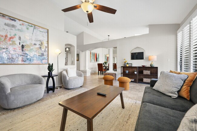 Building Photo - 42315 Liolios Dr