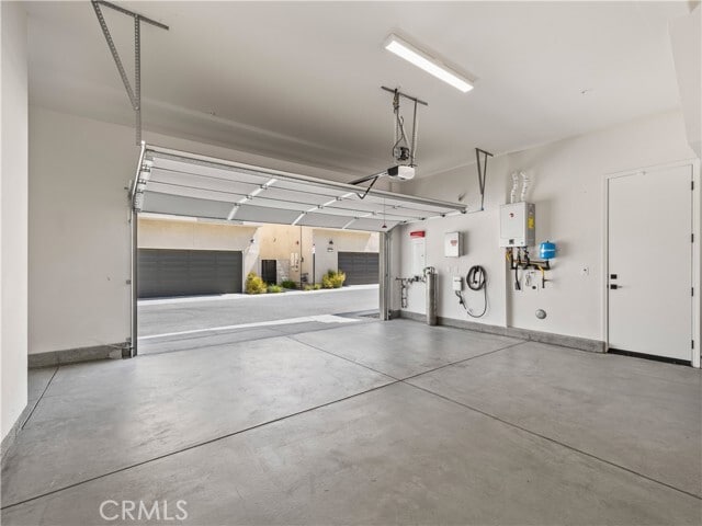 Building Photo - 27448 Pioneer Ct