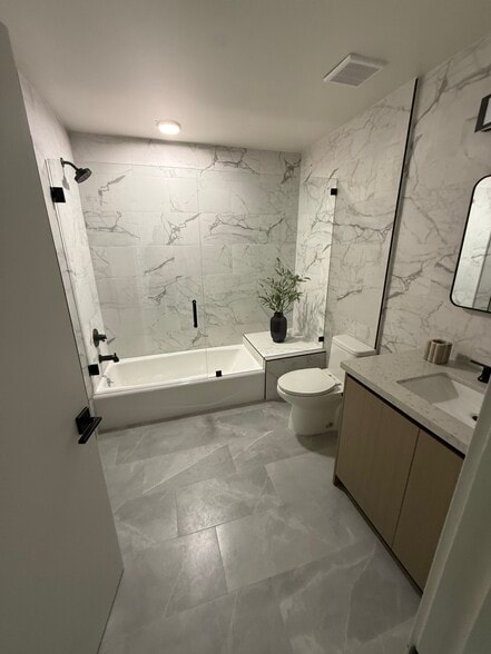 Building Photo - The Boutique