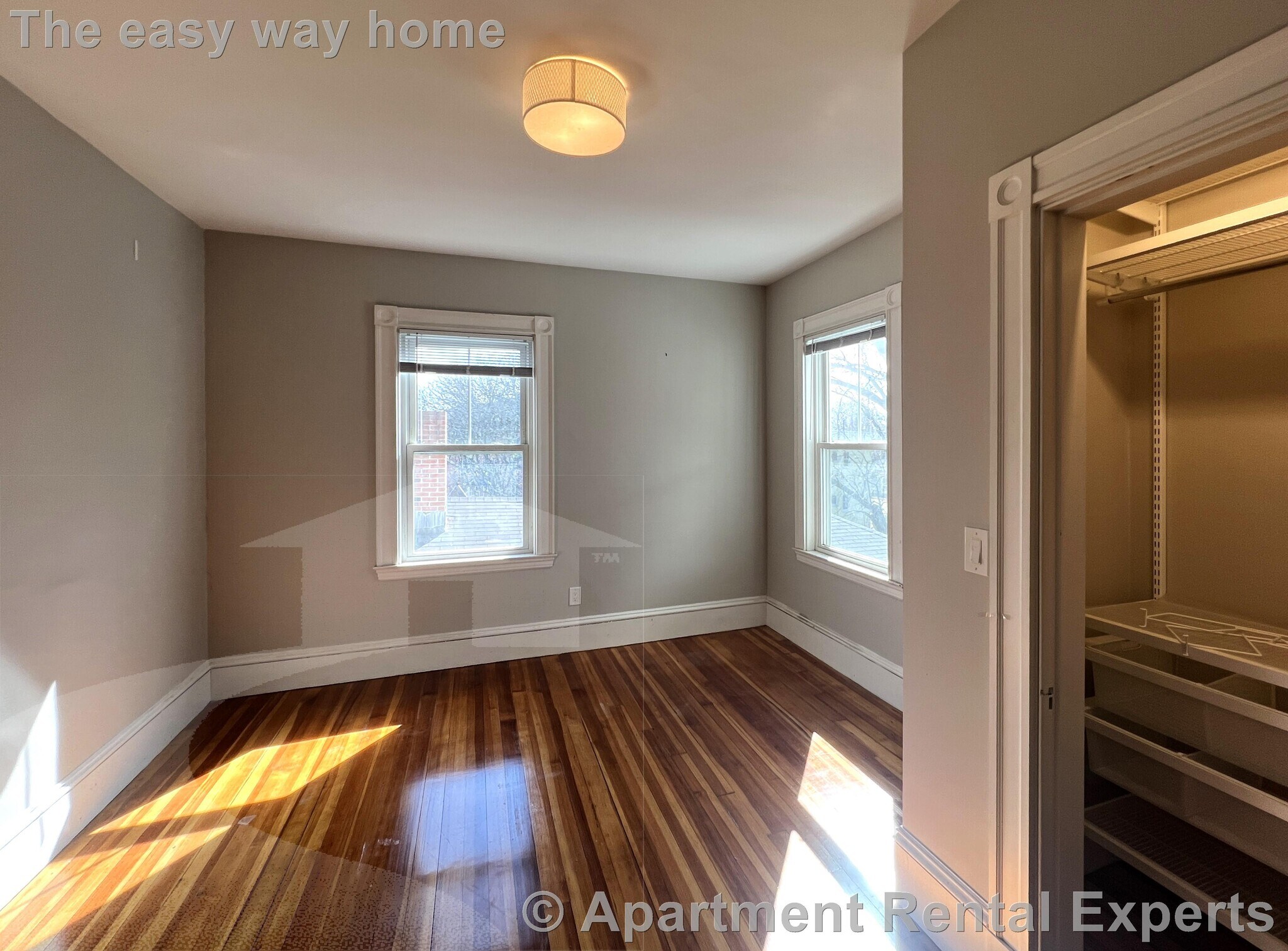 Building Photo - 107 Oxford St