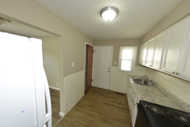 Building Photo - 1237 Kilgore Dr
