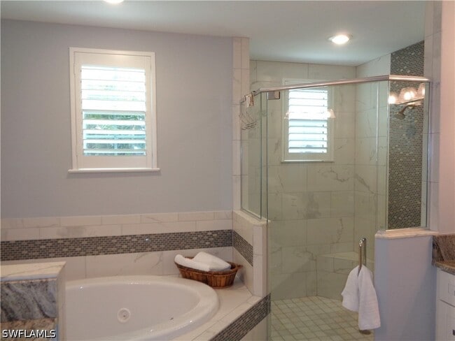 Building Photo - 575 El Camino Real