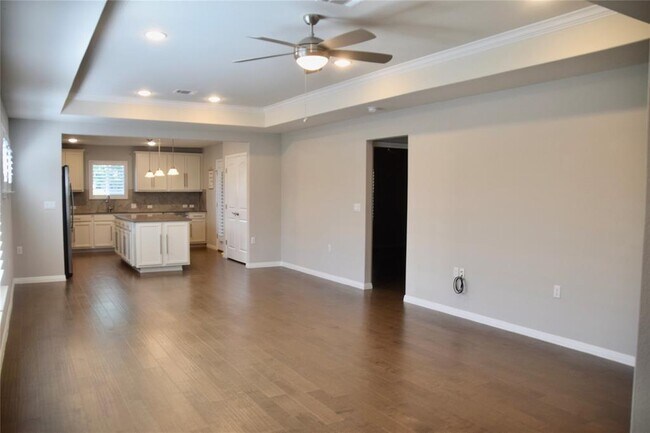 Building Photo - 821 Hamilton Ln