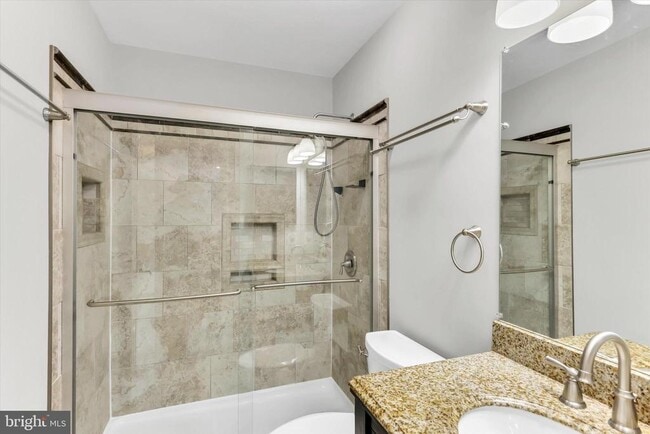 Building Photo - 9411 Royal Bonnet Terrace
