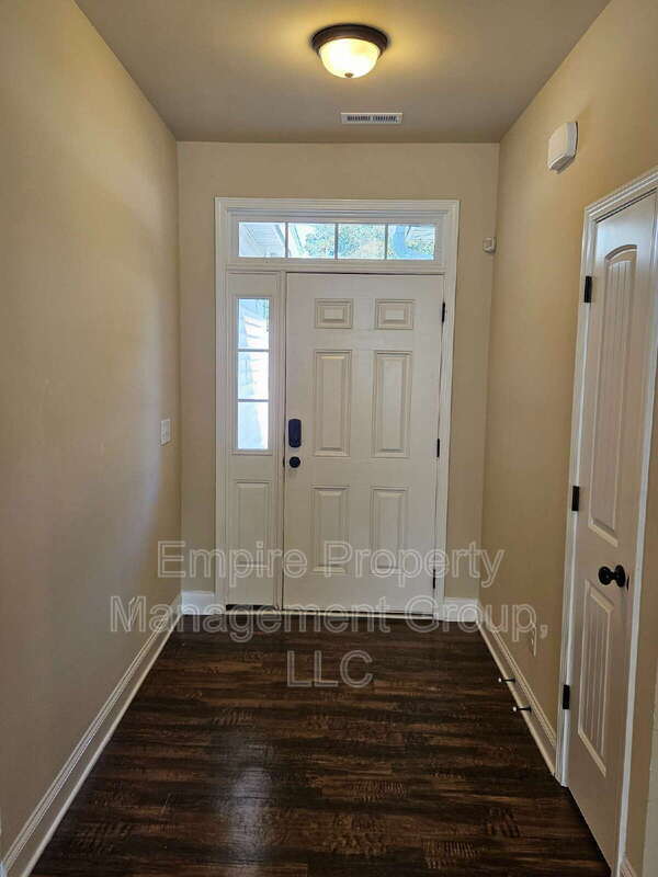 Building Photo - 13 Trillium Ct