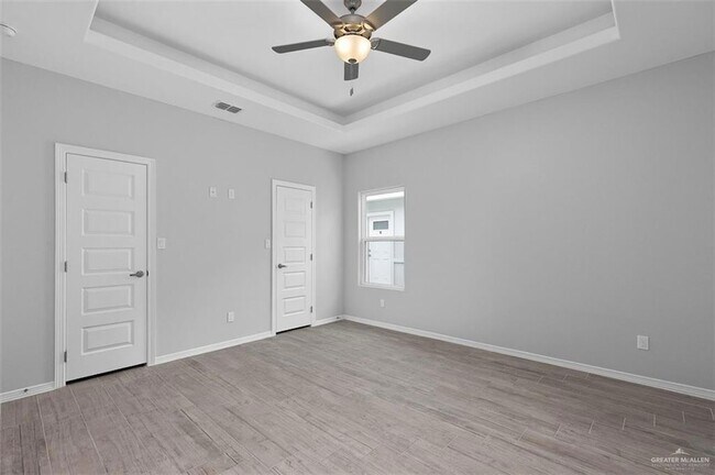 Building Photo - 2109 Stauffers St